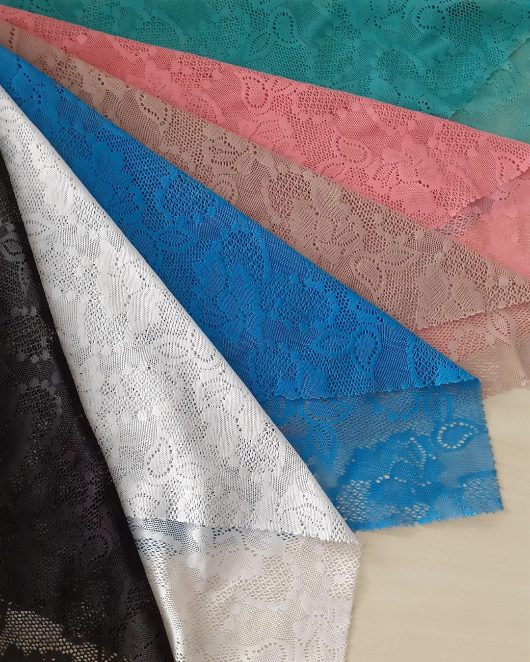 Brukat Stefany D#HDS 652 P